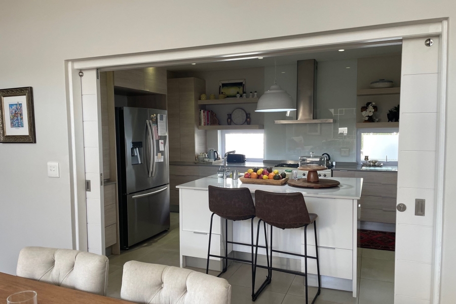 3 Bedroom Property for Sale in Bowtie Western Cape